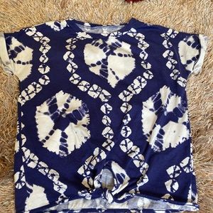 Crewcut Navy and White Front Tie, Tie-Dye shirt.  Size 4-5.
